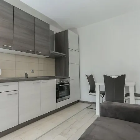 Zeljko Apartmán *